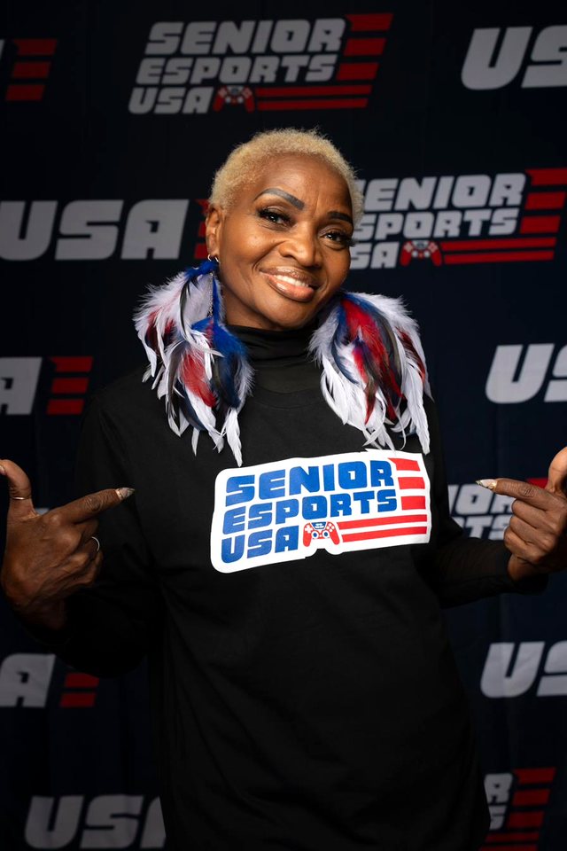 Esther Owens, Senior Esports USA competition team