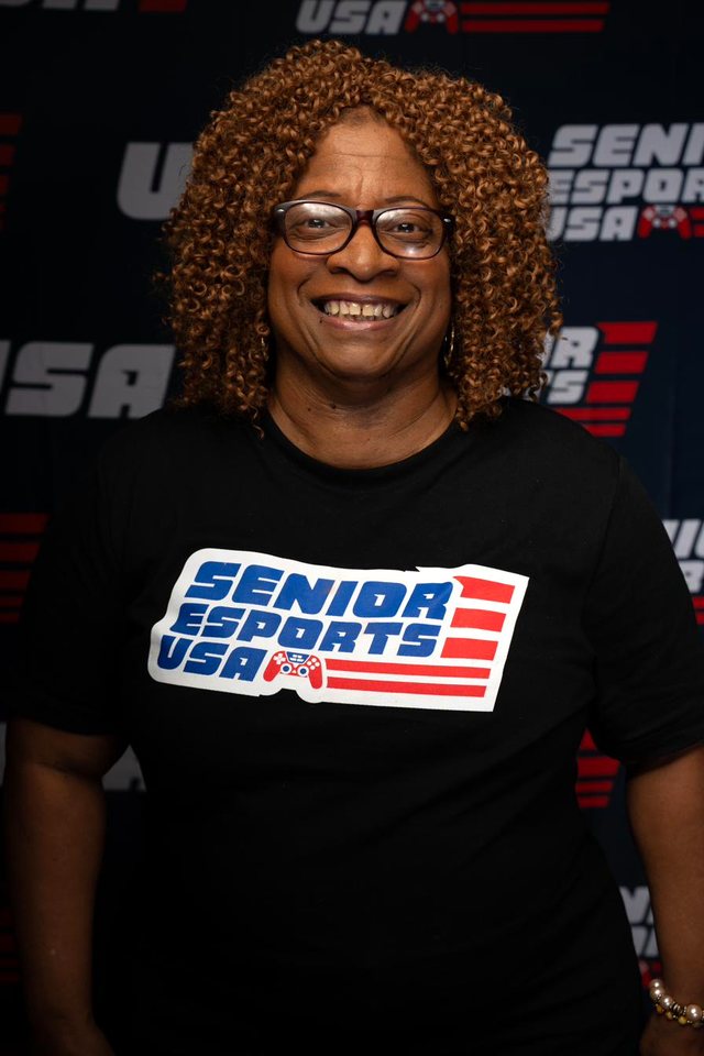 Rendia Crews, Senior Esports USA competition team